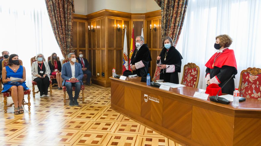 Clausura de los cursos de verano de la Universidad Internacional Menéndez Pelayo (UIMP) de Santander.