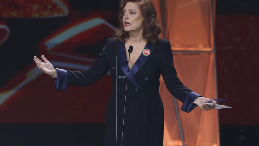 Susan Sarandon vuelve a alabar a Sánchez en los Goya: "Ver a vuestro presidente hablar con esa lucidez moral me hace sentirme menos sola"