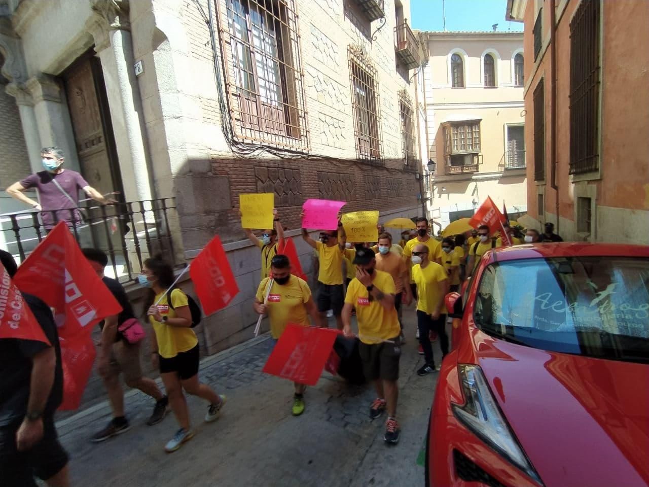 GALERÍA | "¡Consejero, dimisión!", los sindicatos lamentan la "negativa" a dialogar por parte de la Junta para resolver el conflicto con Geacam