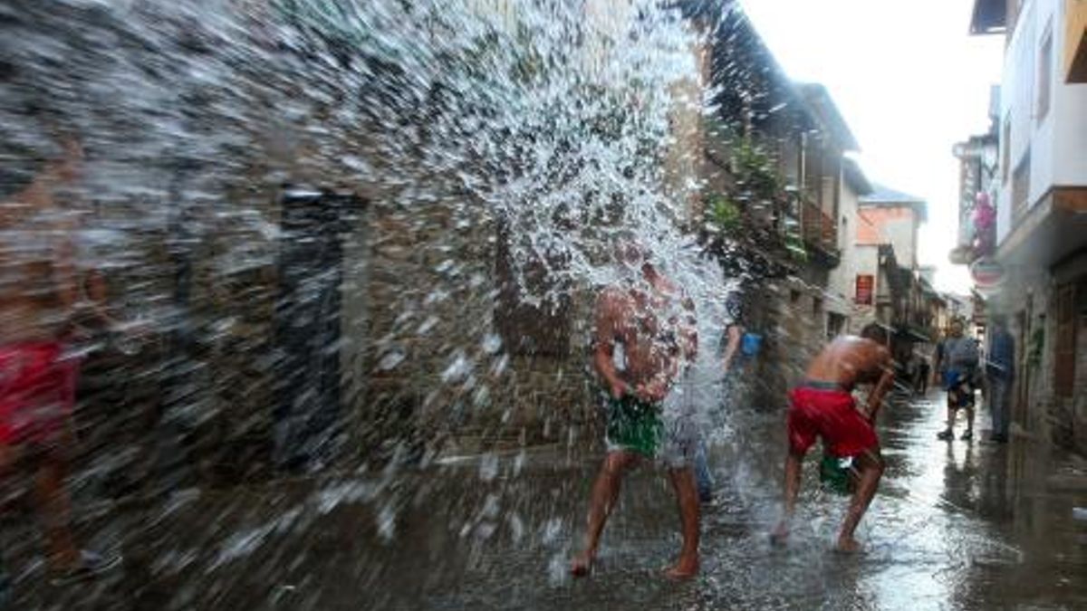 Fiesta del Agua de Molinaseca.