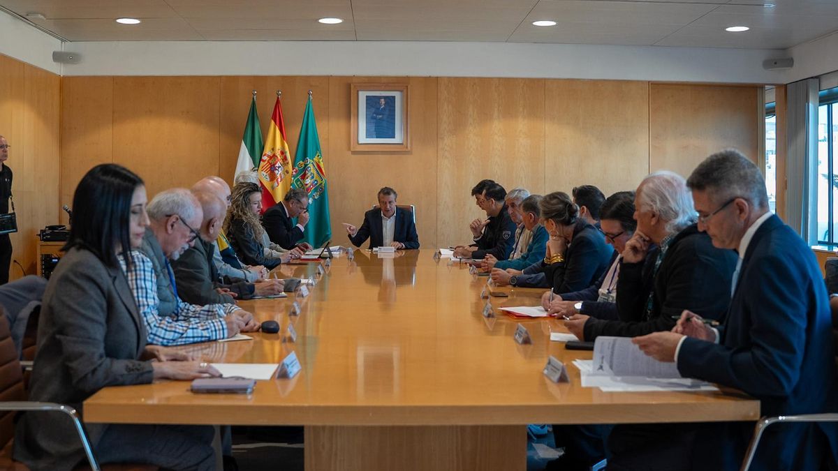 Un momento de la sesión constitutiva del Observatorio de la Memoria.