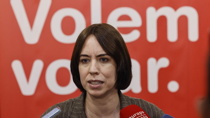 La secretaria general del PSPV-PSOE, Diana Morant, atiende a los medios en la sede del PSPV-PSOE, a 18 de junio de 2025, en Valencia, Comunidad Valenciana (España).