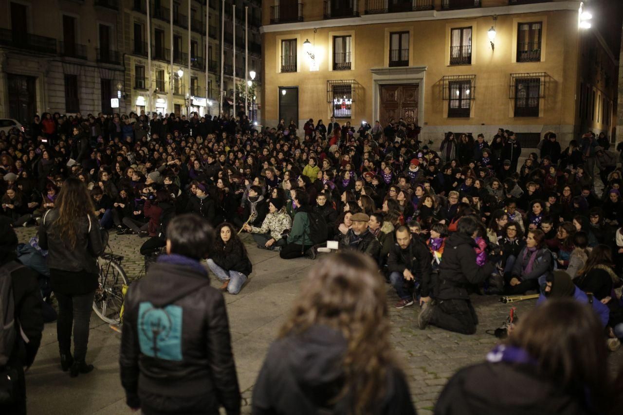 Las mujeres arrancan las movilizaciones del 8 de marzo de madrugada en Madrid. Olmo Calvo.