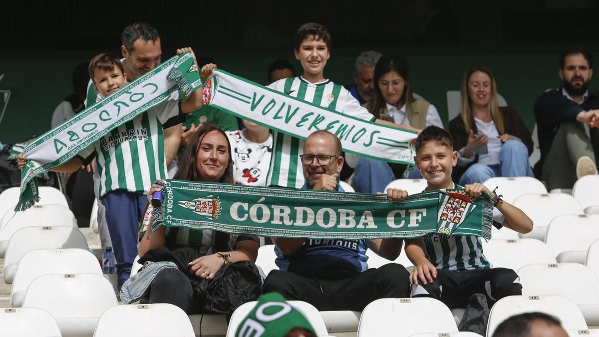 Grada Blanquiverde del Córdoba CF - Granada CF