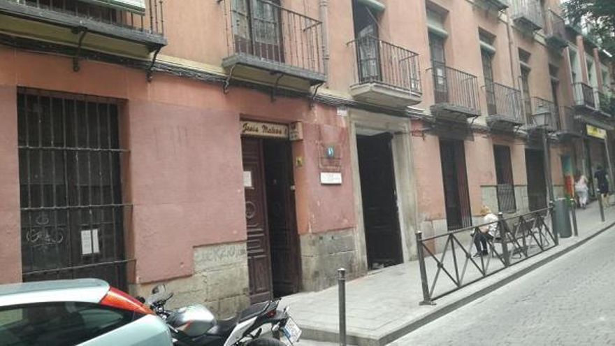 Moreno Rosales: el colegio que lleva 5 años cerrado por obras, un ejemplo más del "abandono institucional" que denuncia el vecindario de Lavapiés