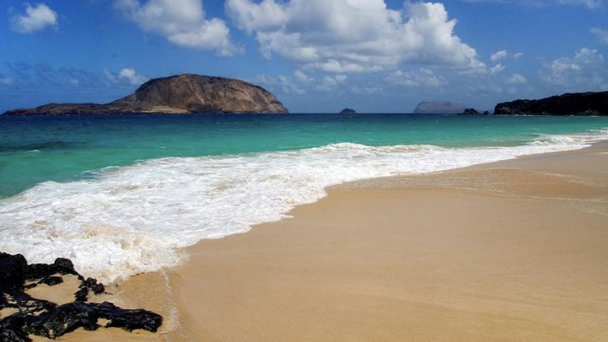 Playa de Las Conchas (La Graciosa, Lanzarote)