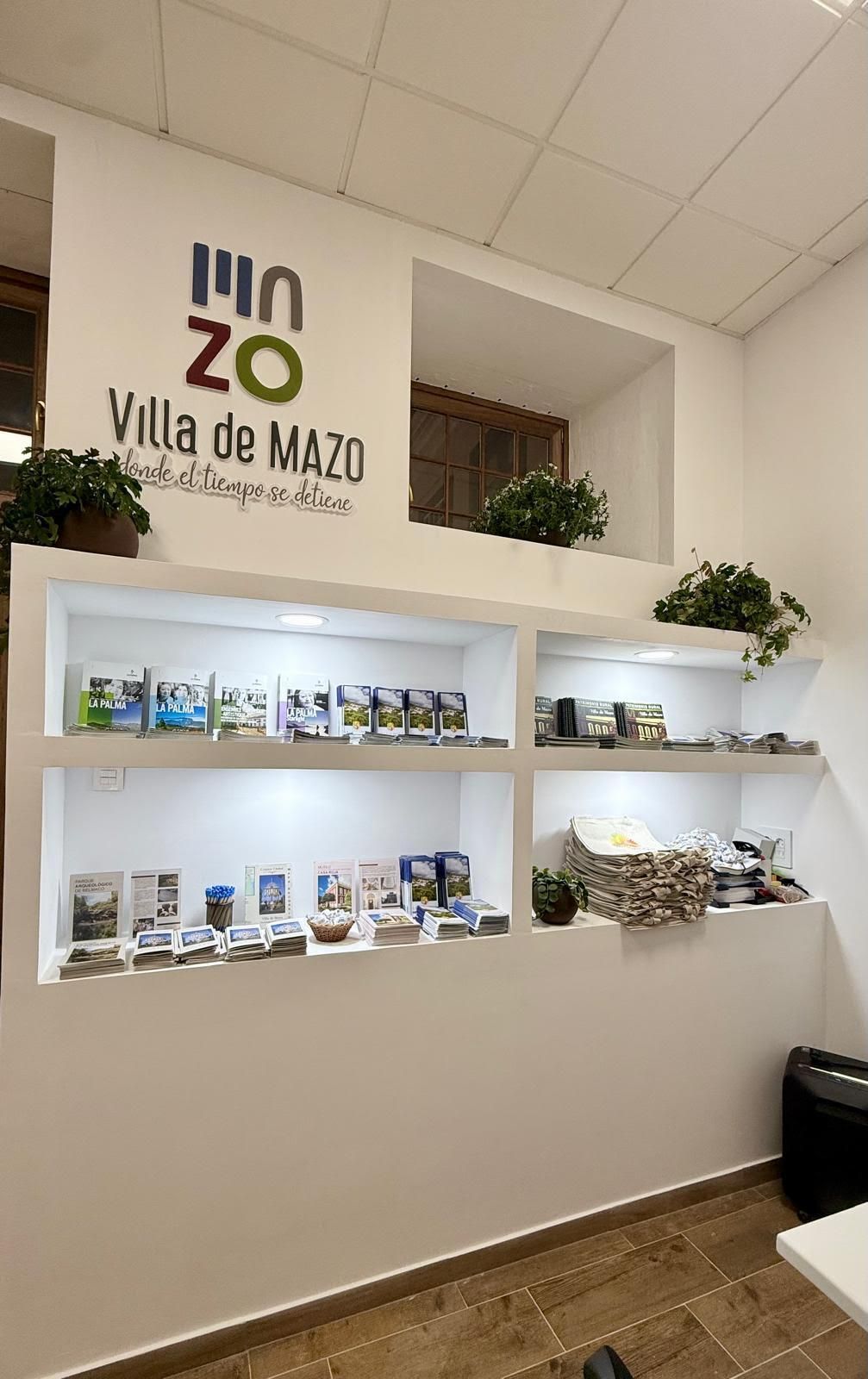 Villa de Mazo abre una nueva oficina de información turística para reforzar la atención a visitantes.