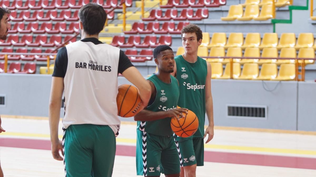 Entrenamiento del Cajasol Coto Córdoba en Vista Alegre