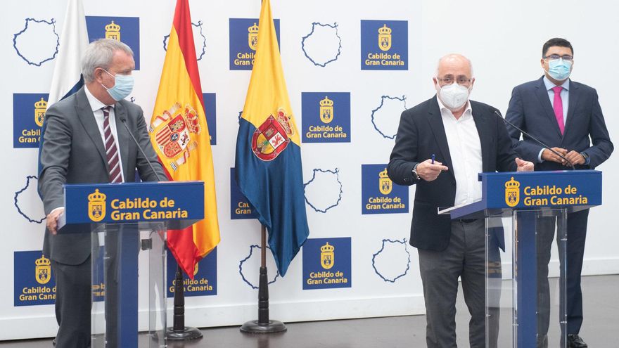 El Gobierno canario estudiará ceder los muelles deportivos de Gran Canaria al Cabildo