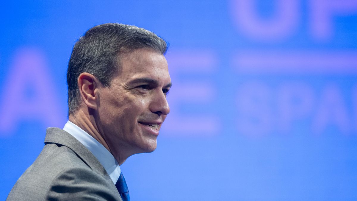 El presidente del Gobierno, Pedro Sánchez, interviene en la inauguración de la segunda edición del foro económico español ‘Wake Up, Spain!, Aprendizaje, crecimiento y sostenibilidad en la Europa solidaria’, en la Casa de América, a 4 de abril de 2022, en