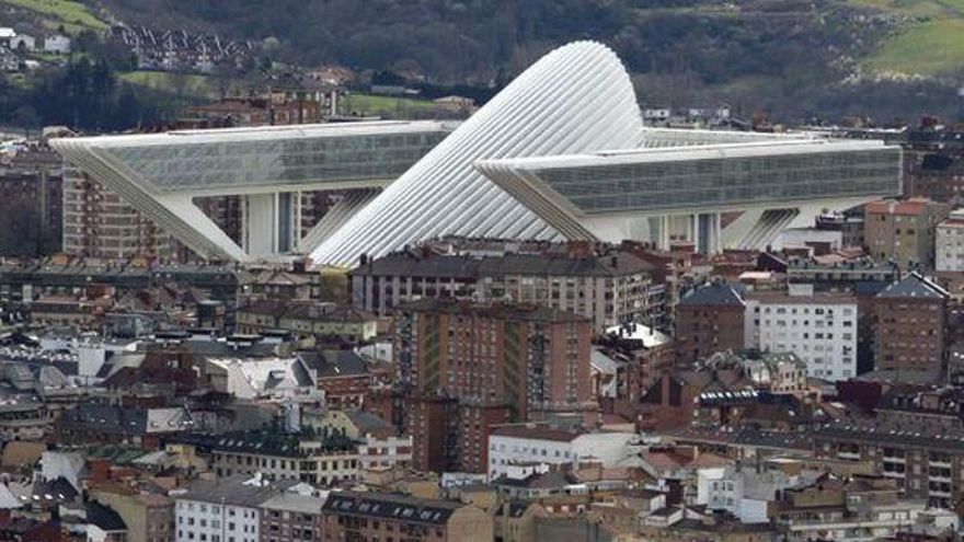 Oviedo compra a un fondo suizo la fallida galería comercial del edificio de Calatrava sin tener claro para qué la usará