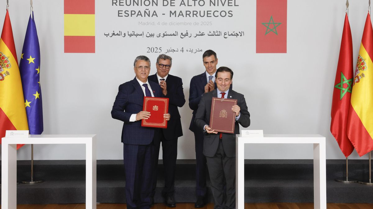 Pedro Sanchez and Moroccan Prime Minister Aziz Akhannouch praise the signing of the agreement by the two foreign ministers.