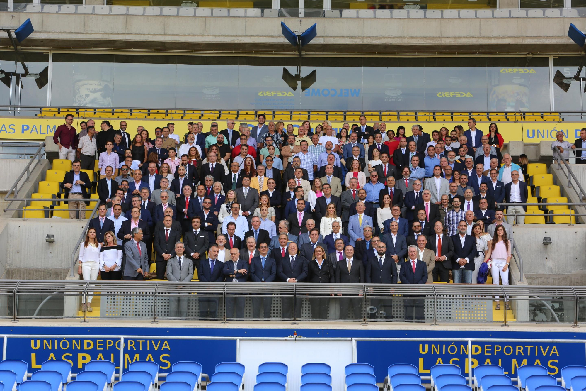 Almuerzo institucional de la UD Las Palmas en el Estadio de Gran Canaria. Alejandro Ramos.