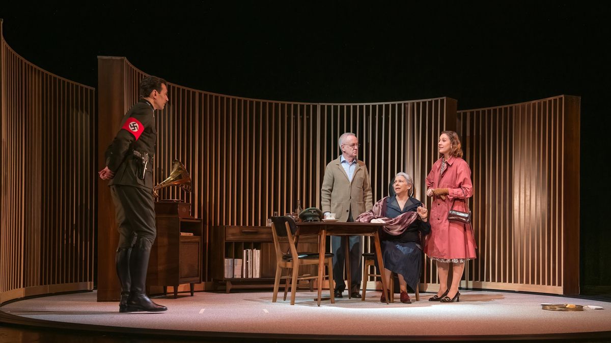Santander acoge el estreno nacional de 'Música para Hitler', que llama a reflexionar sobre "no cometer errores pasados"