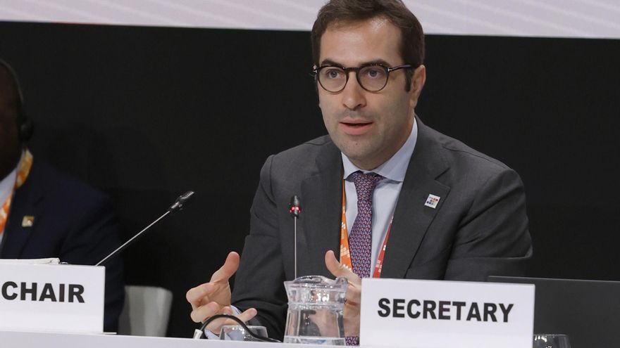 El ministro Carlos Cuerpo da un paso atrás y retira su candidatura a la presidencia del Eurogrupo