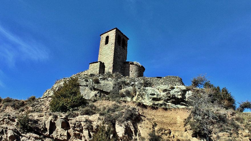 Iglesia del pueblo despoblado de Bagüeste (Huesca)