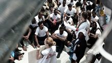 Grande-Marlaska dice que los rescatados del Aquarius podrán ser expulsados como quienes llegan a España en patera