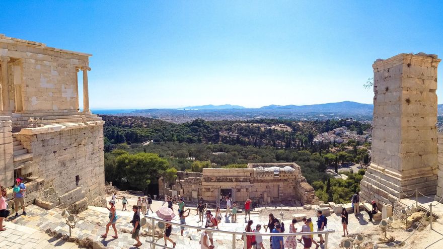 Puerta de Beulé, el acceso monumental de la Acrópolis ateniense.