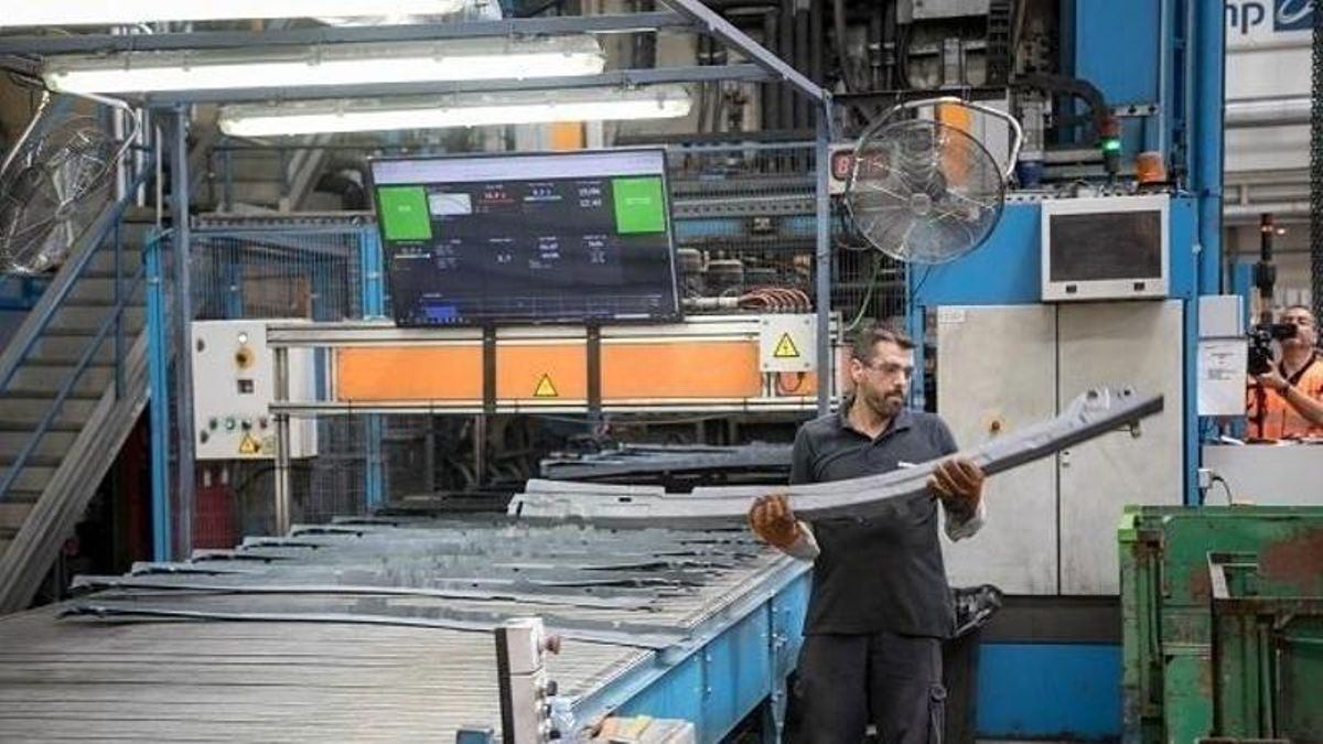 Euskadi acusa el parón de agosto y pierde 11.018 cotizantes a la Seguridad Social y suma 1.258 desempleados