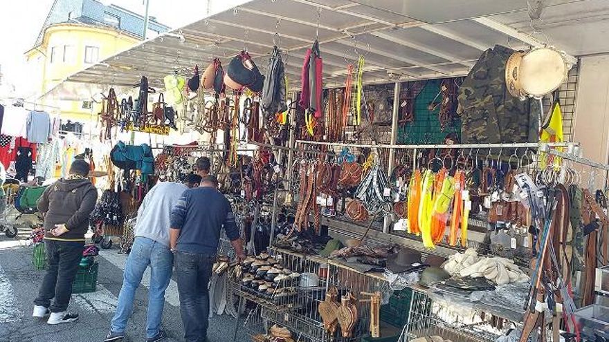 La 'Feriona' marca el comienzo de las ferias de invierno en Villablino.