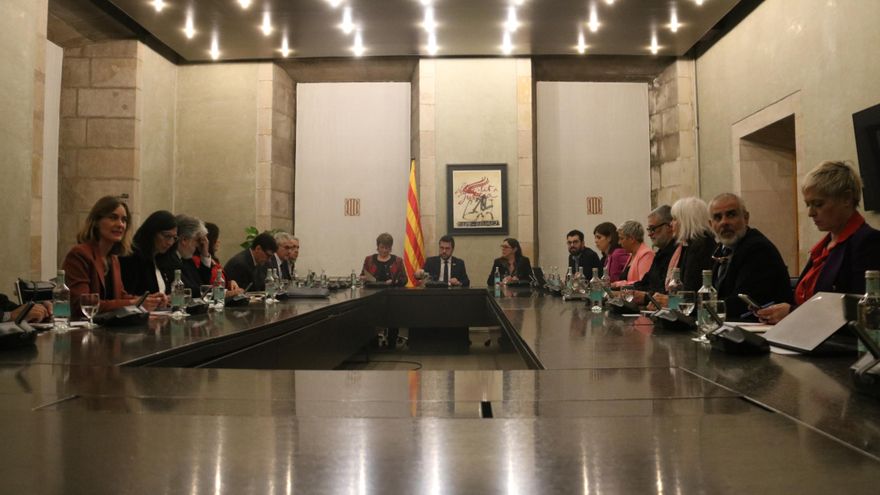 Catalunya creará un grupo de expertos para mejorar el sistema educativo tras la debacle de PISA