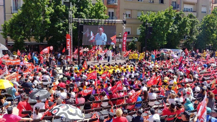 CCOO y UGT sacan músculo frente a la patronal con 1.500 negociadores de convenios: "Salarios o conflicto"