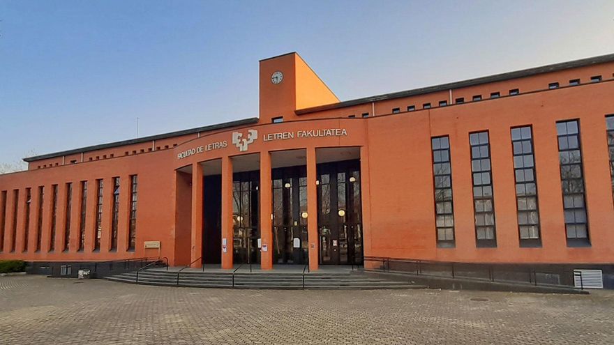 Los recortes en la Universidad pública vasca llegan a la fiesta de Navidad