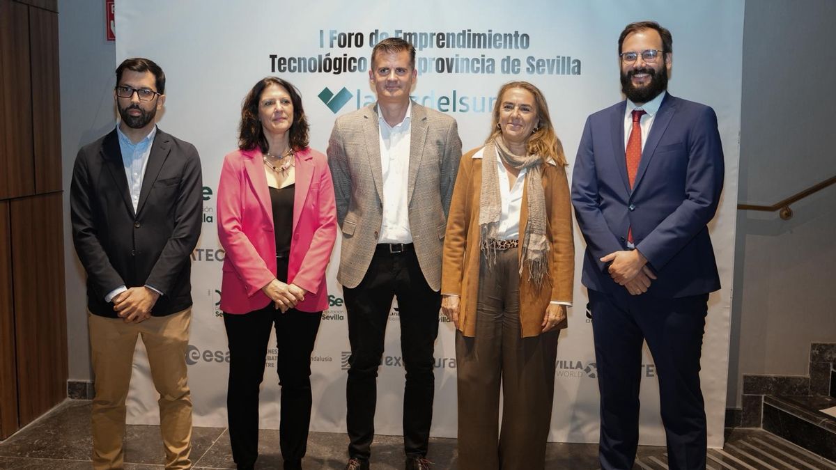 El I Foro de Emprendimiento Tecnológico reúne en Sevilla a instituciones, empresas y expertos para avanzar en la transformación digital de la provincia