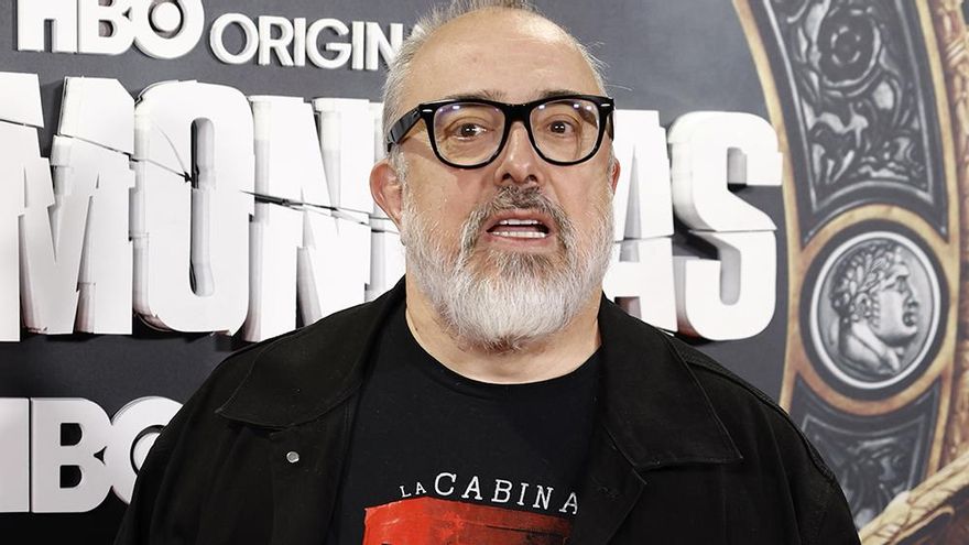 '30 monedas' se queda sin temporada final en Max, anuncia Alex de la Iglesia: "Haré lo imposible por terminarla"