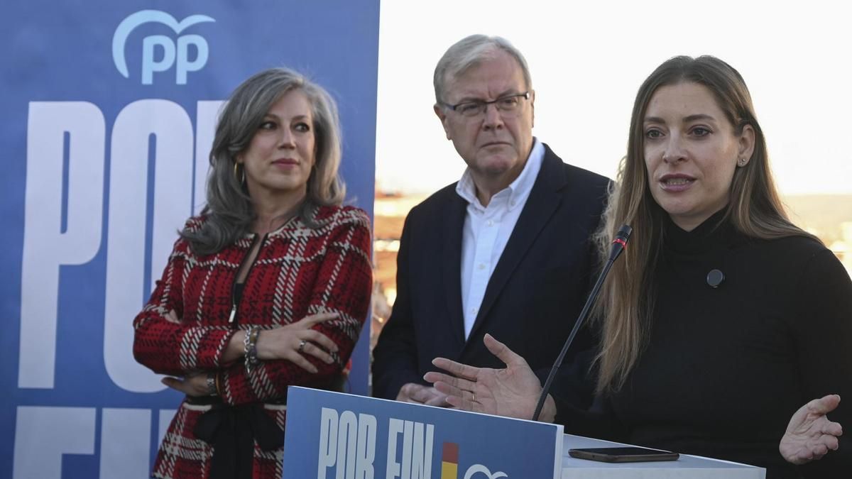 El PP de León presenta sus candidaturas con Ester Muñoz al frente: "Me pregunto qué va a proponer Pedro Sánchez a esta provincia"