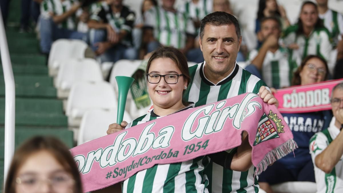 Grada Blanquiverde del Córdoba CF - Cultural Leonesa