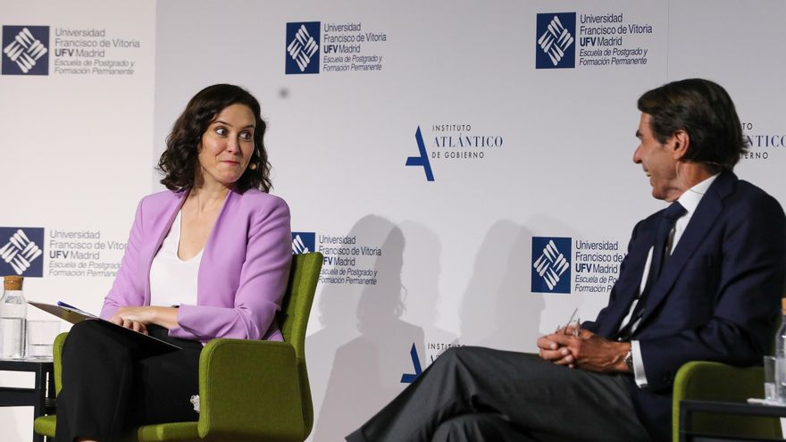 Ayuso y Aznar se unen en un coloquio para dejar clara su sintonía y su rechazo a los indultos
