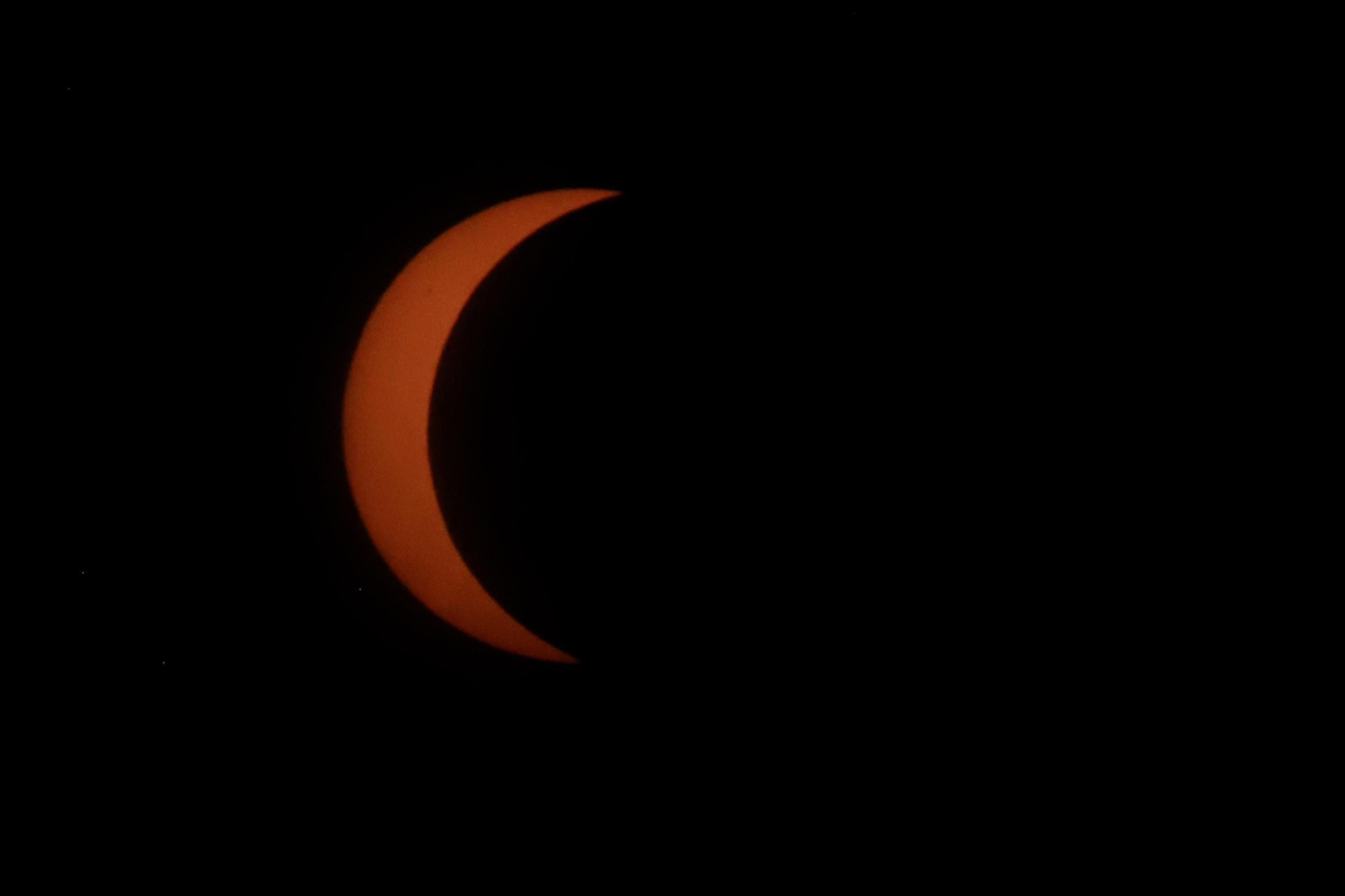 El eclipse en Andalucía ha sido parcial, pero ha dejado imágenes históricas