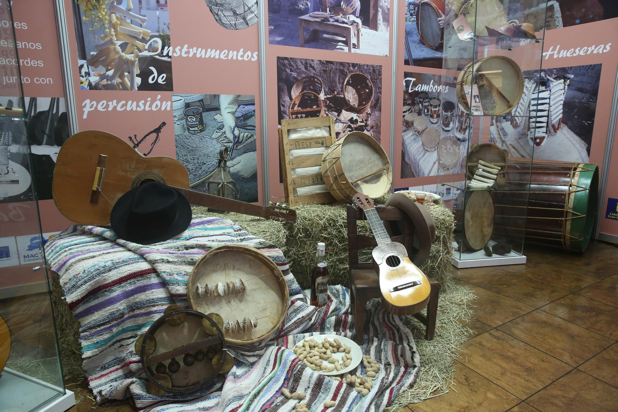 Feria de artesanía Faro de Maspalomas.