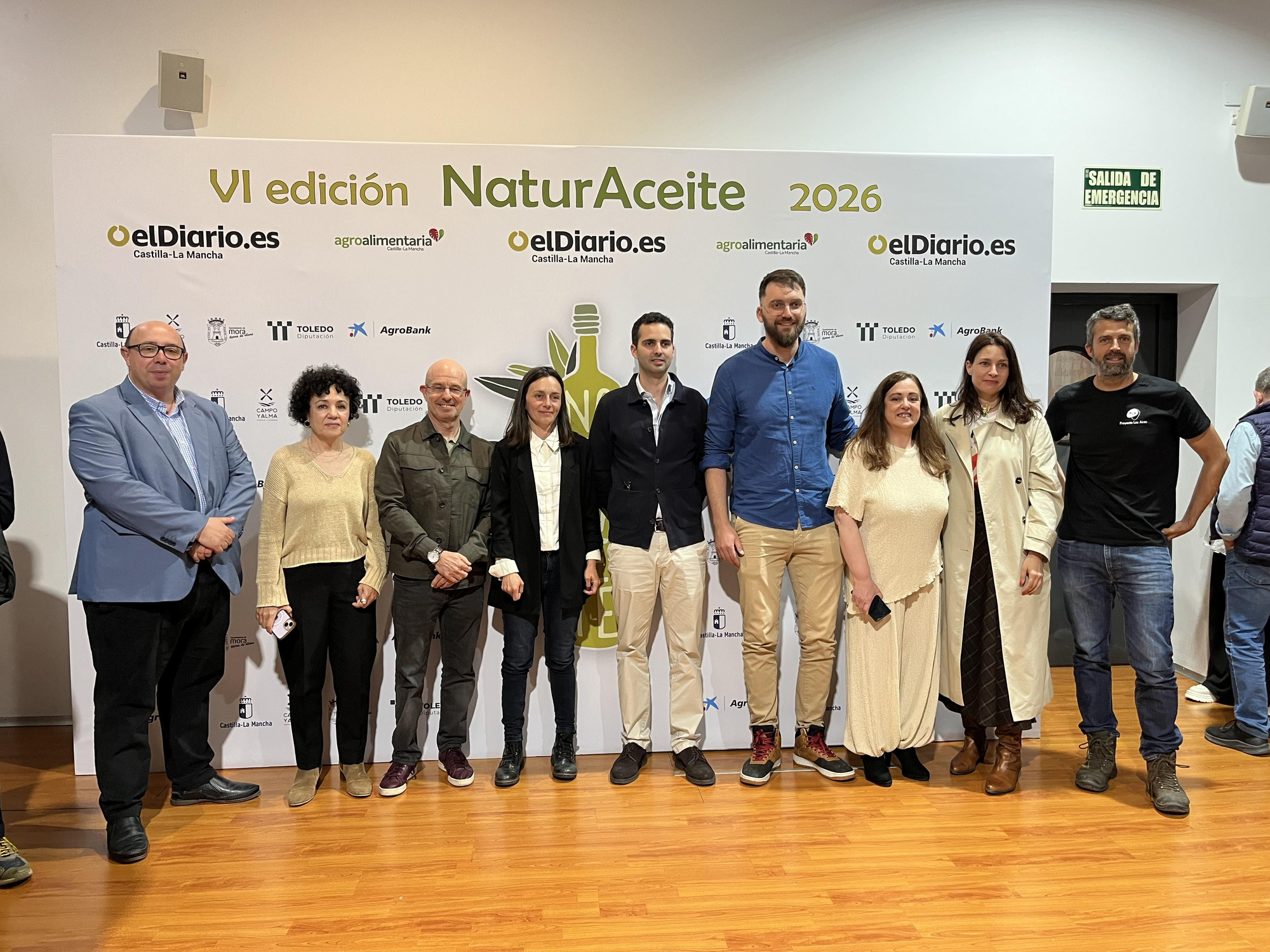 Ponentes de la segunda mesa de debate de NaturAceite 2026 junto a las periodistas de elDiario.es Castilla-La Mancha