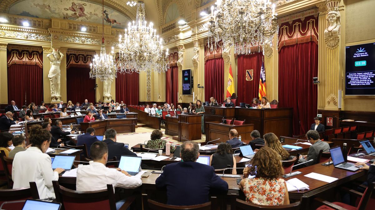 El Govern defensa els seus pressupostos en Salut i l'oposició l'acusa de presentar uns comptes “irreals”