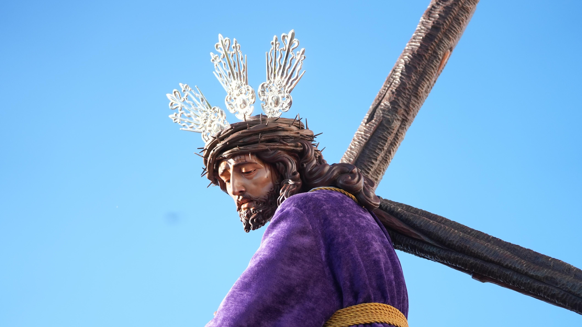 La salida procesional de la Sangre de El Higuerón, en imágenes