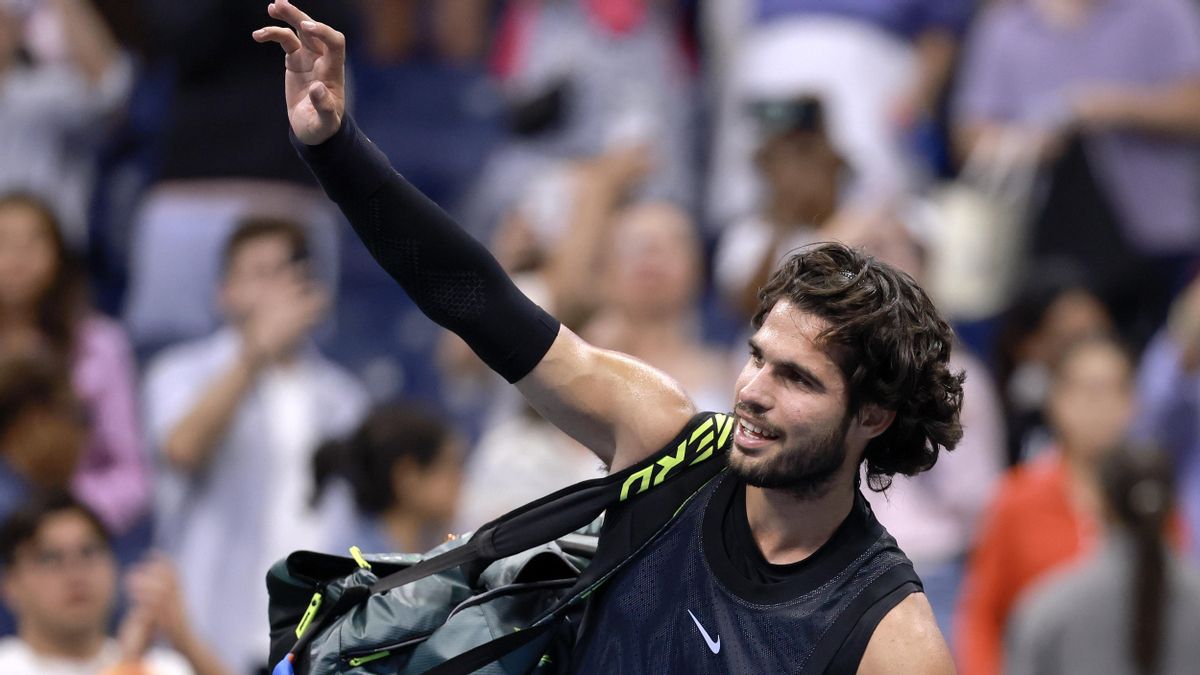 Alcaraz se despide del US Open de madrugada y en un agónico super tie-break