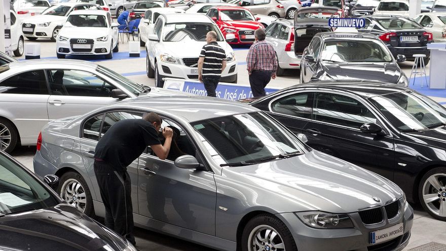 El "boom" de la venta de coches viejos complica la reducción de emisiones