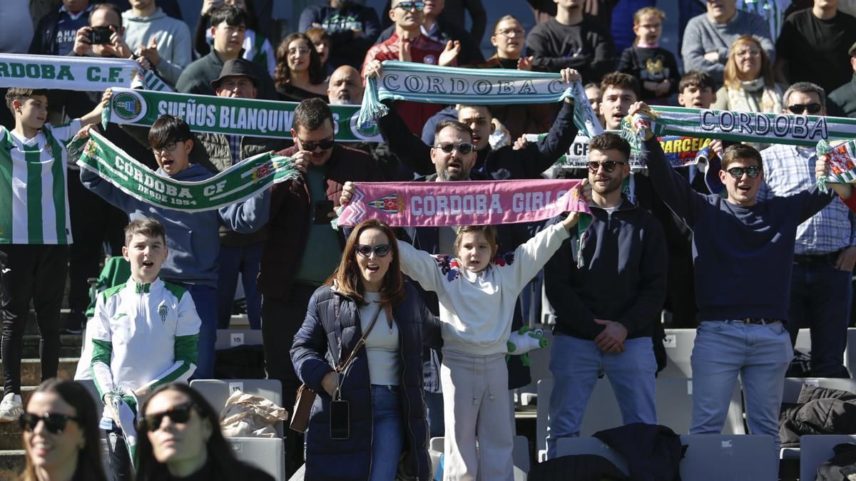 Grada Blanquiverde del Córdoba CF - CD Leganés