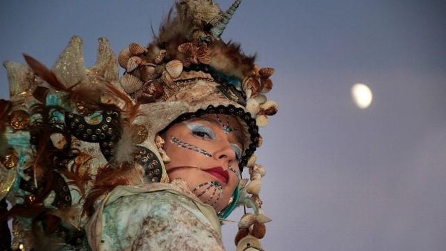 Peio García / ICAL La cabalgata de los Reyes Magos recorre León.