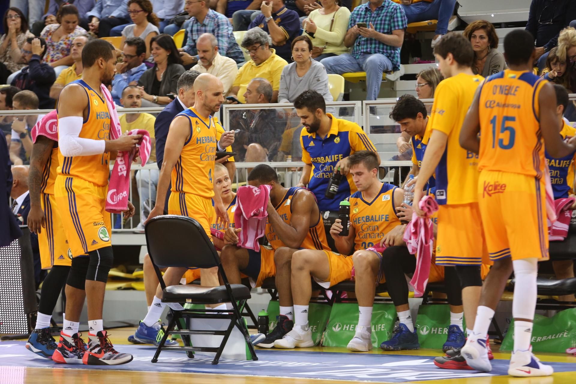 Imágenes del encuentro entre el Herbalife Gran Canaria y el Real Madrid. Alejandro Ramos.