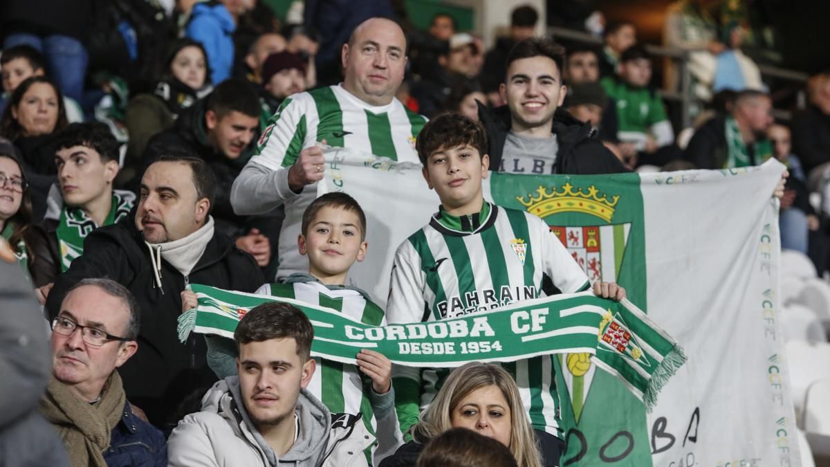 Grada Blanquiverde del Córdoba CF - Burgos CF