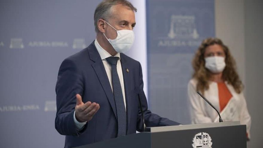 Euskadi tendrá que levantar por decreto la obligación de usar mascarillas en la calle que entrará en vigor por ley el 24 de junio