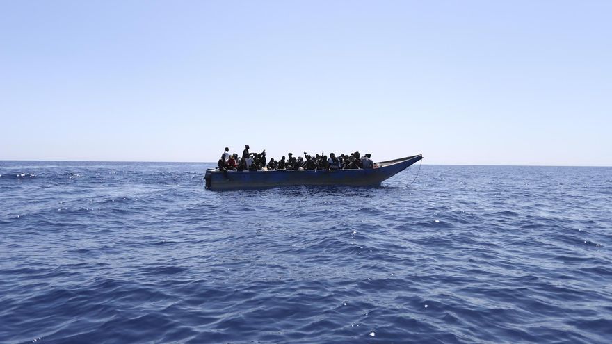 Menos protección y más expulsiones: la ultraderechista Meloni endurece su política antiinmigración en Italia