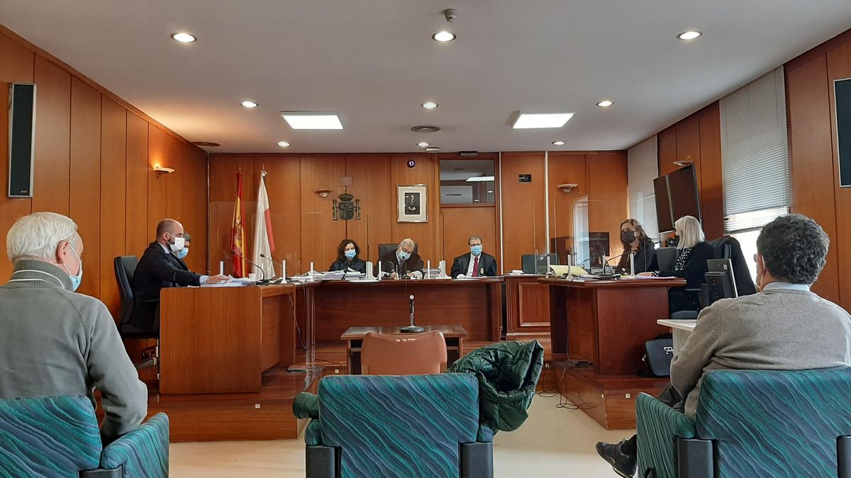 El Supremo confirma 14 y 11 años de inhabilitación a los exaltos cargos del SCS que fraccionaron contratos menores