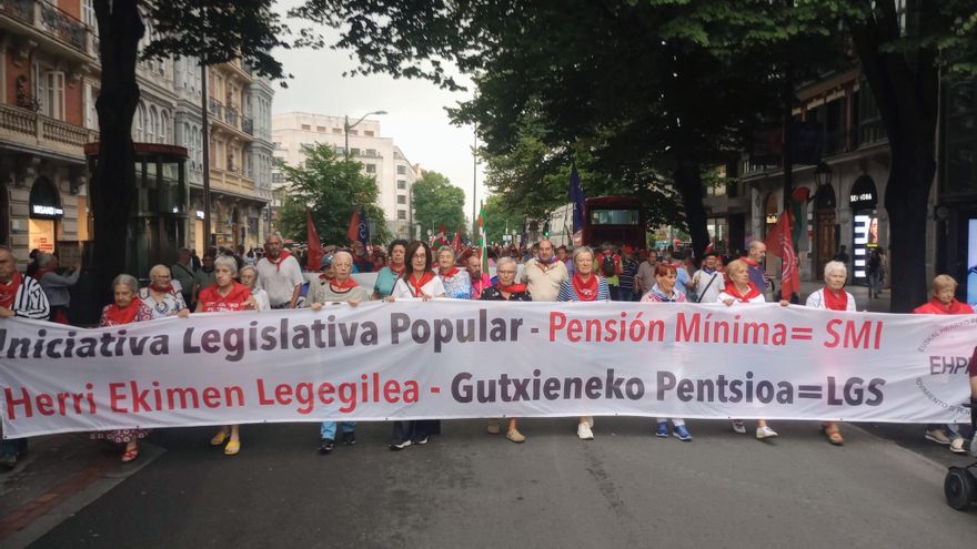 El Gobierno vasco desoye las 145.142 firmas de los pensionistas y se opone a tramitar la ILP para subir las pensiones