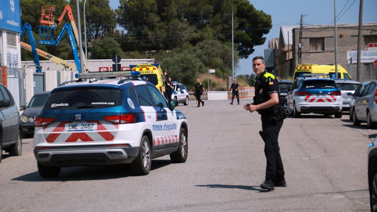 Muere un niño tras pasar horas encerrado en un coche en Valls en plena ola de calor mientras su padre trabajaba