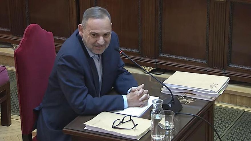 El exministro de Transportes, José Luis Ábalos, durante su declaración ante el Tribunal Supremo este lunes.