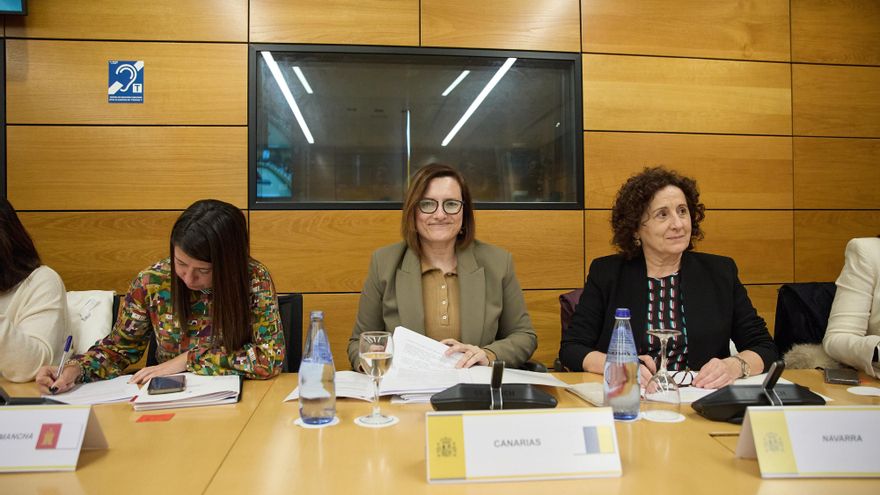 El Gobierno central propone 15 millones más para atender a menores migrantes y Canarias dice que es insuficiente